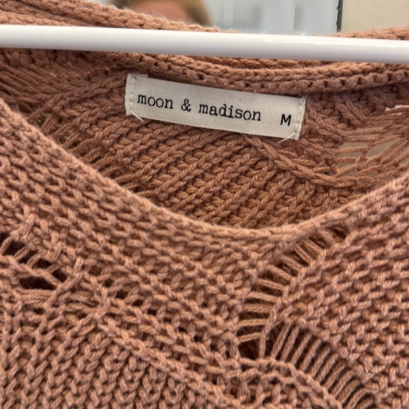 Moon and Madison chunky knit sweater size medium - Picture 2 of 3